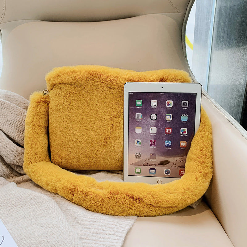 ins new lamb plush bag ladies Messenger bag Korean fashion all-match high-end portable shoulder bag