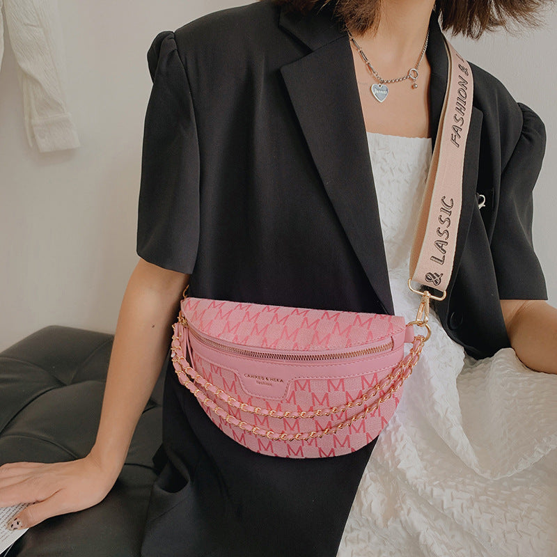 Fashion waist bag women's autumn new letter ladies shoulder bag Korean version of the Western style chain messenger chest bag women