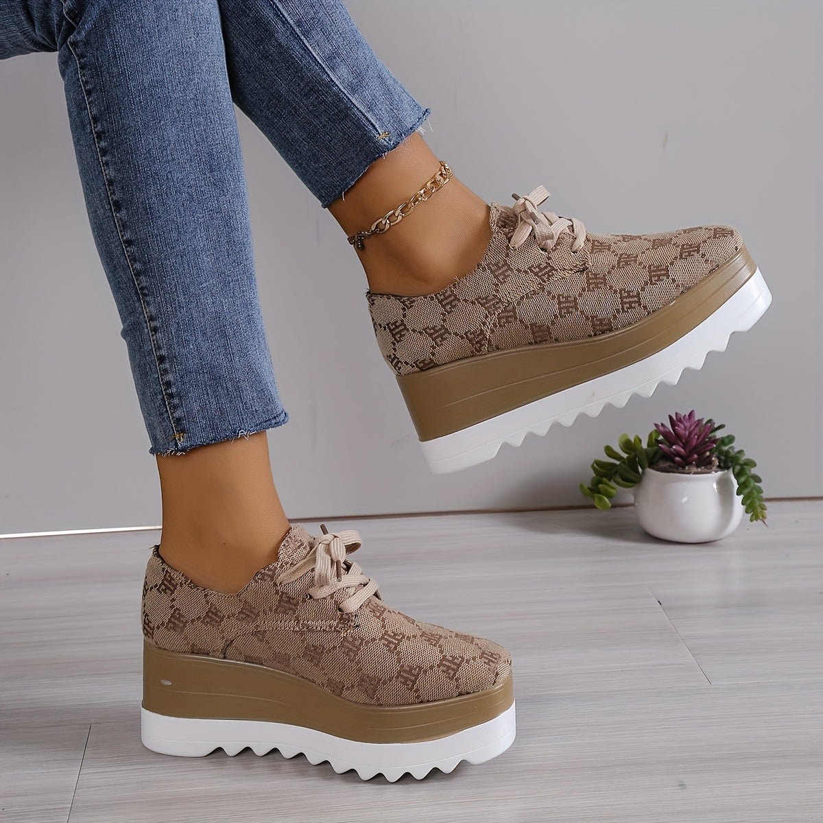 Women's Geometric Pattern Wedge Heeled Shoes, Casual Lace Up Outdoor Shoes, Comfortable Low Top Sneakers