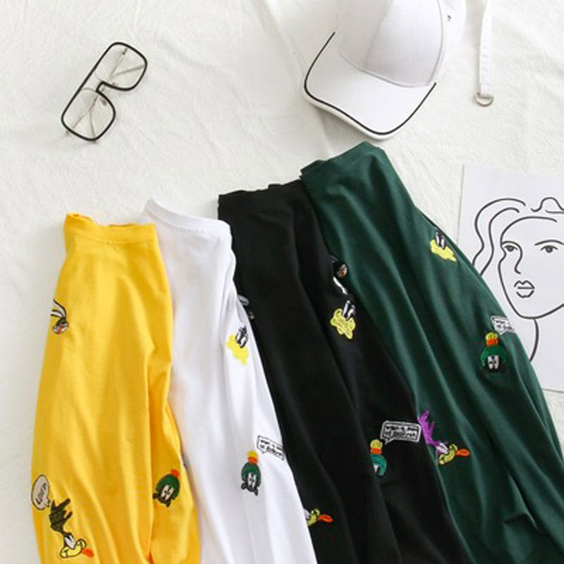 Whole body embroidery honey Pack T-shirt 2021 Korean version of the summer new short-sleeved student dress loose thin bottoming shirt female