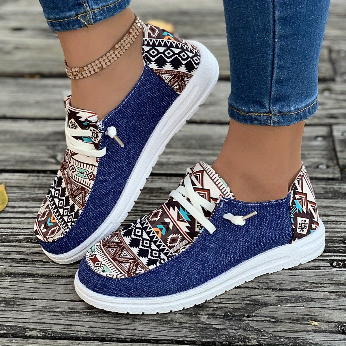 Women's Tribal Pattern Canvas Shoes, Casual Round Toe Low Top Flat Sneakers, Lightweight Outdoor Walking Shoes