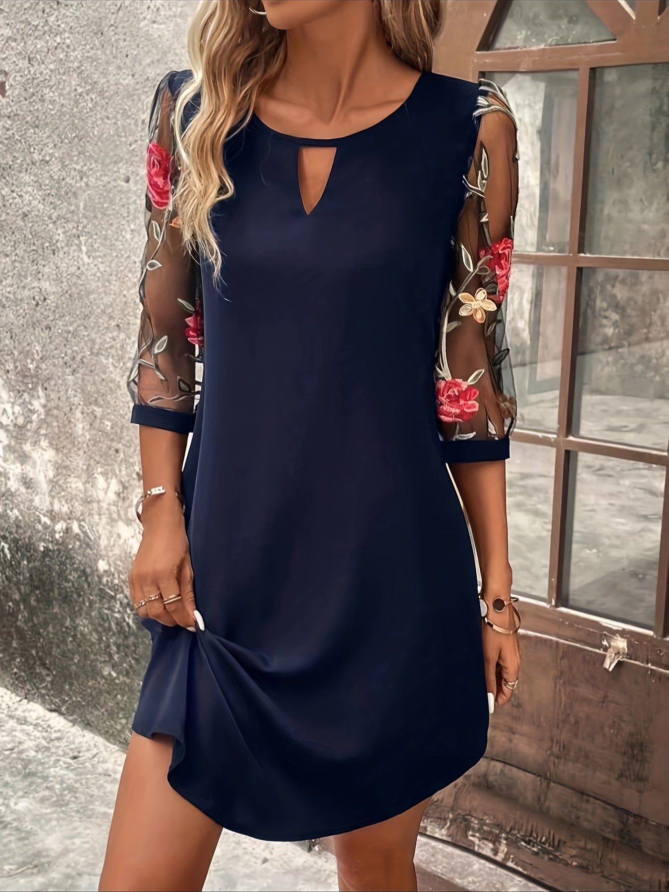 Three-quarter Illusion Sleeve Floral Dress, Casual Keyhole Crew Neck Loose Dress, Women's Clothing