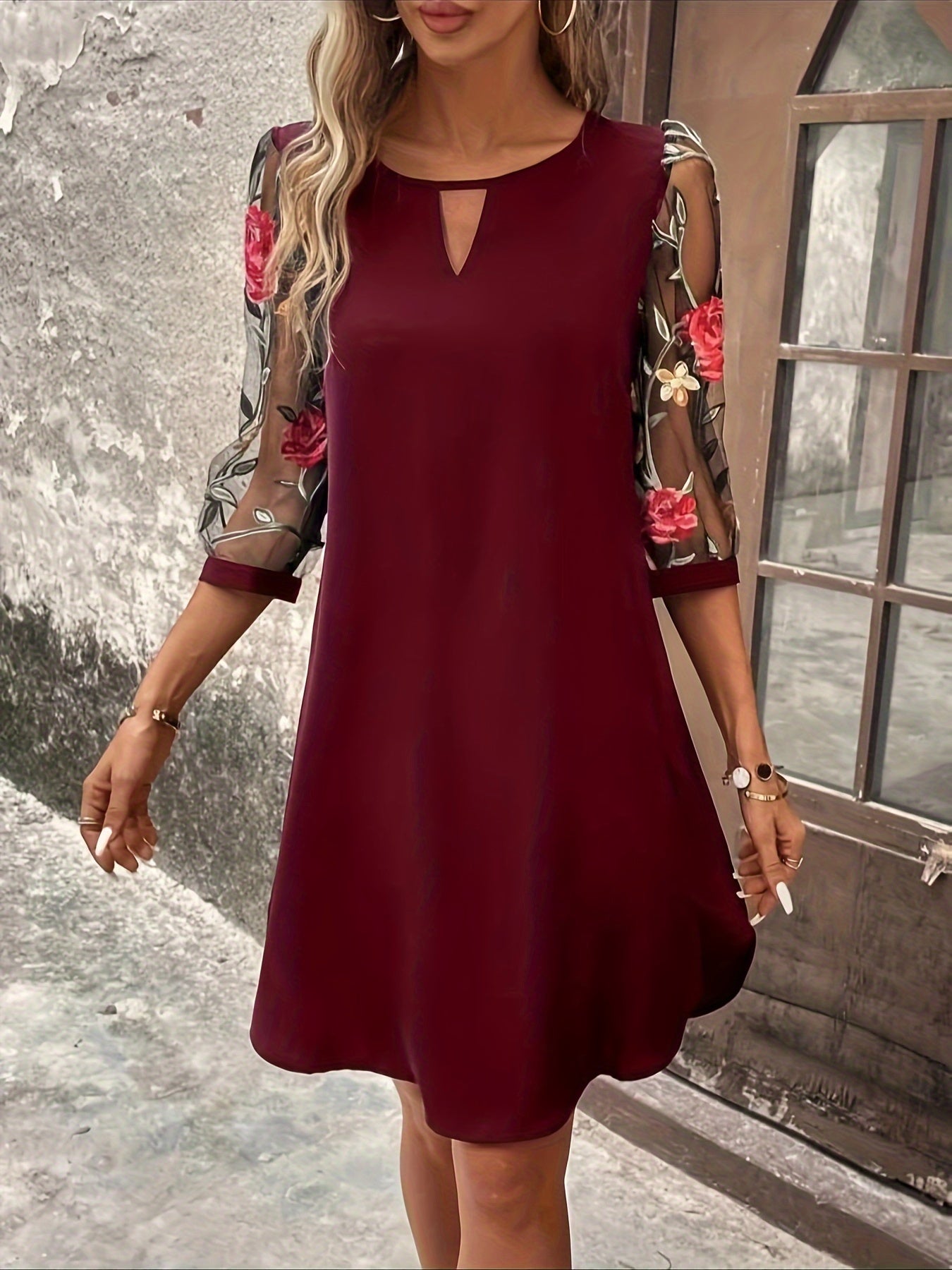 Three-quarter Illusion Sleeve Floral Dress, Casual Keyhole Crew Neck Loose Dress, Women's Clothing