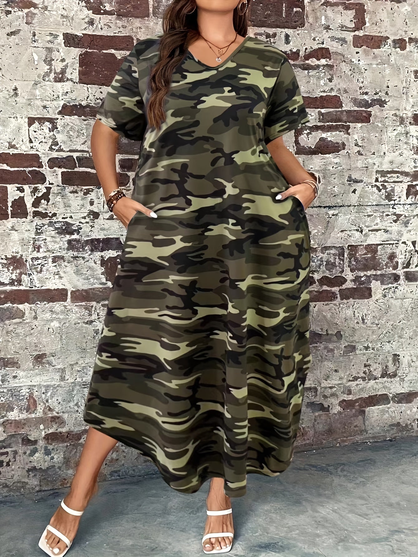 Plus Size Camo Print Dress, Casual Crew Neck Short Sleeve Dress For Spring & Summer, Women's Plus Size Clothing