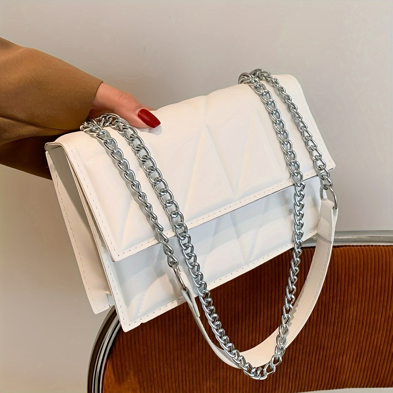 477287829-2