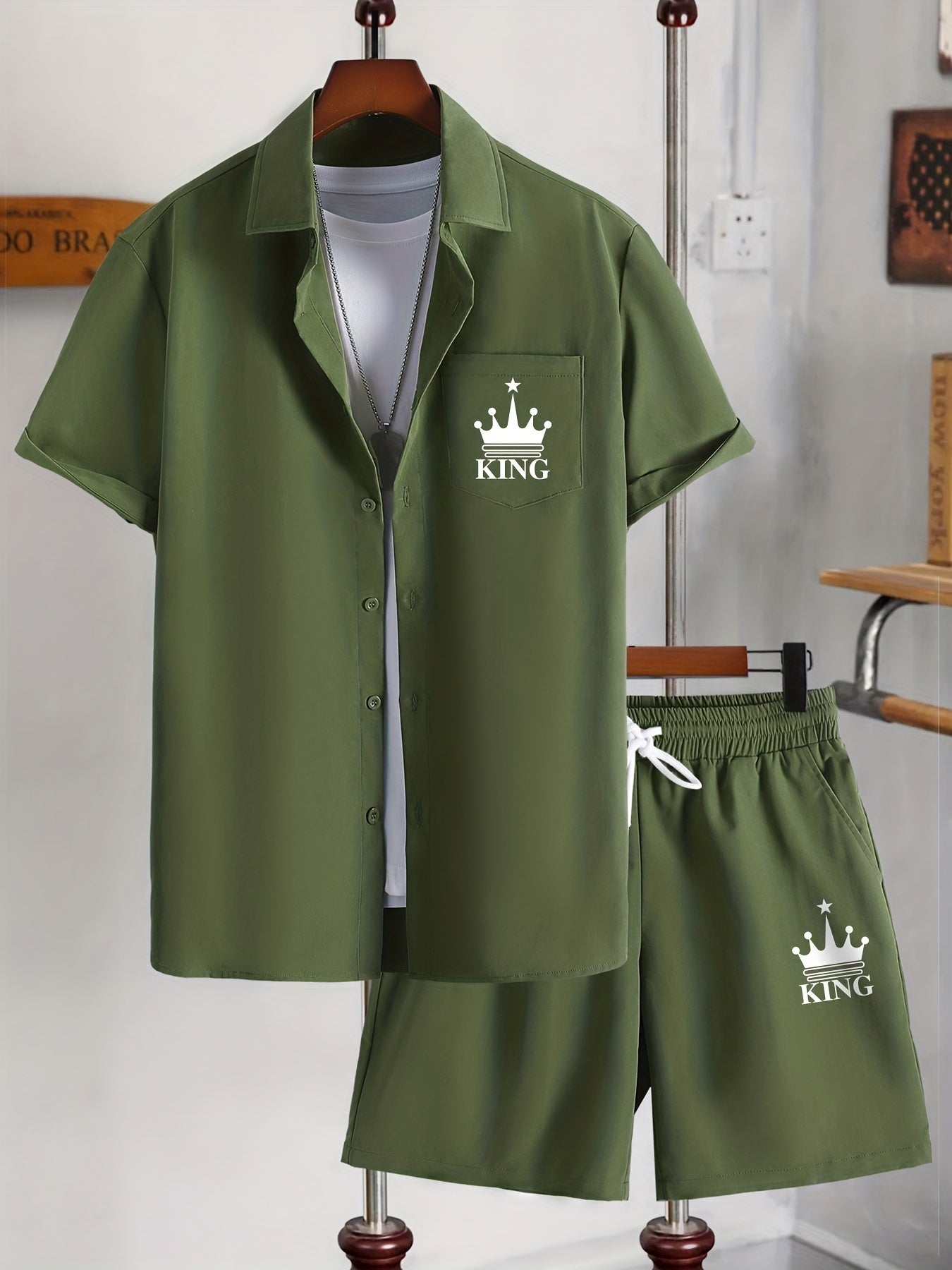 ''KING'' Crown Print Men's 2Pcs, Button Up Shirt And Drawstring Shorts Set For Summer