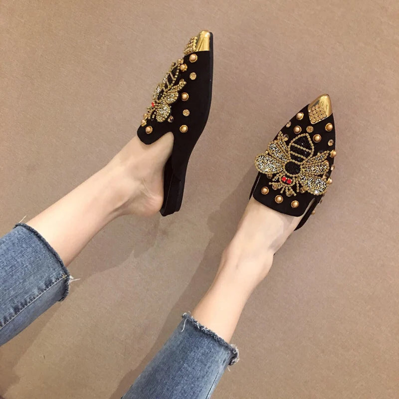 Pointed Rhinestone Rivet Flat Women Slippers 2021 Slip-On Mules Loafer Sandals Slides Beach Ladies Shoes Metal Bee Suede Females