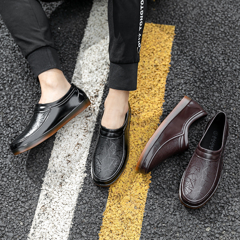 New rain shoes men's wear water shoes anti-skid waterproof rain boots work space thick bottom low help shoes wear rubber shoes