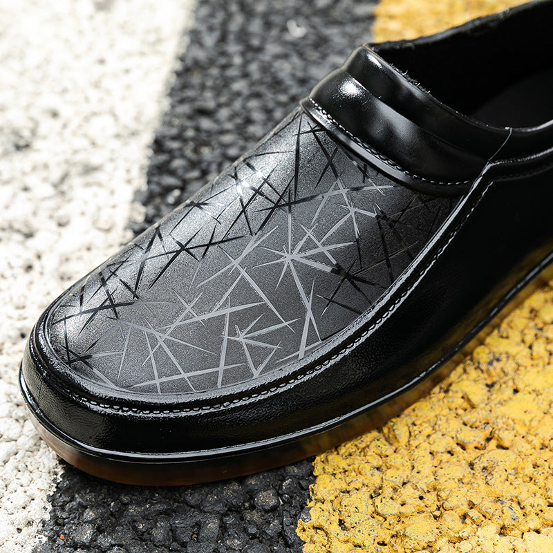 New rain shoes men's wear water shoes anti-skid waterproof rain boots work space thick bottom low help shoes wear rubber shoes