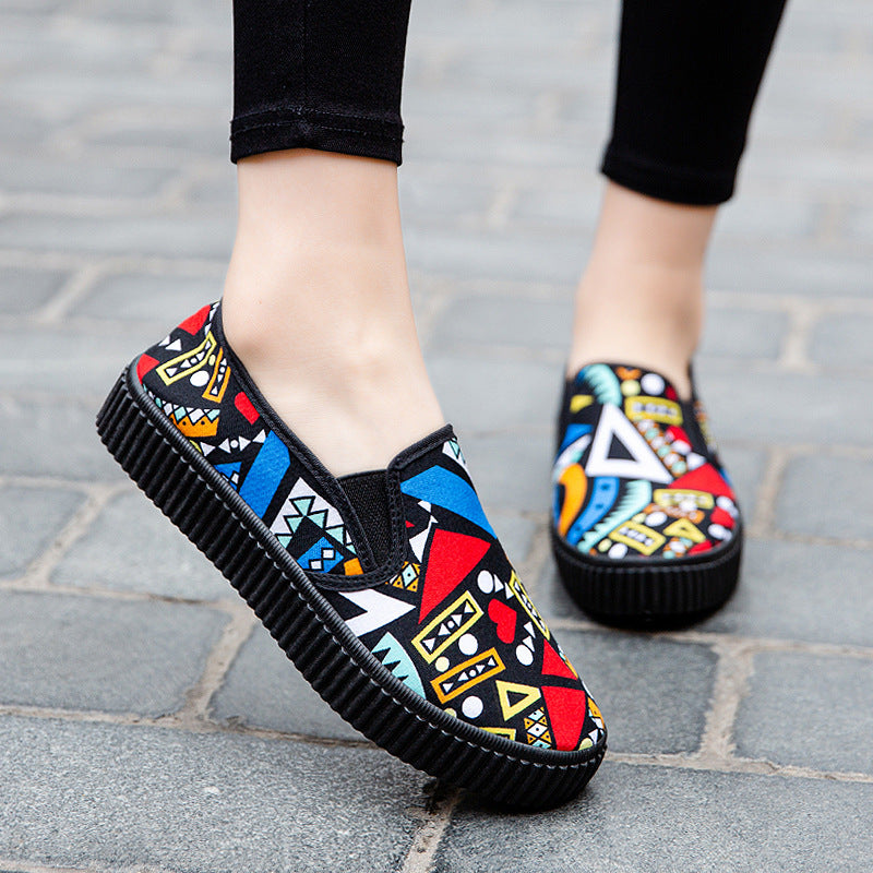 2021 new INS trend women's shoes geometric doodle single shoes cloth shoes graffiti female students a pedal casual shoes