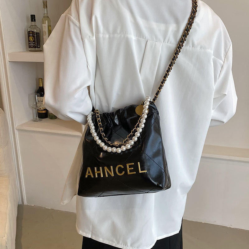 Replica Chanel Mini Pearl Chain Crossbody Bag Fashion Diamond Lattice Shoulder Tote Bag