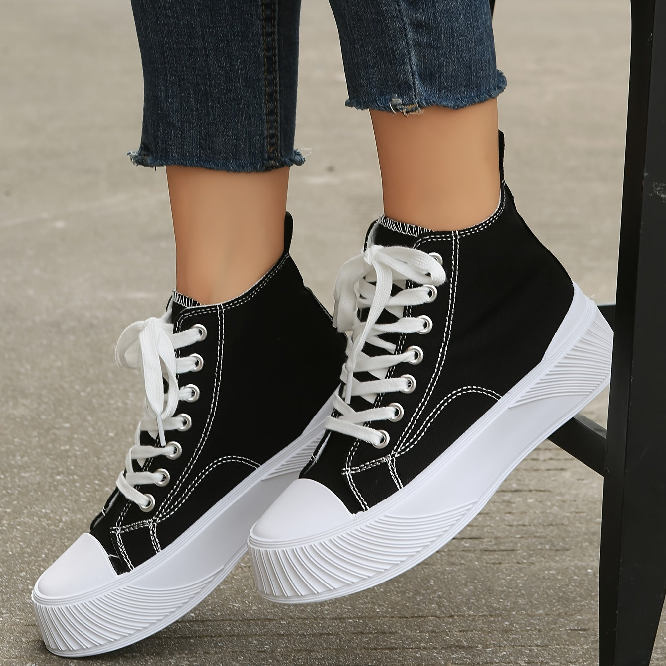 Women's Canvas High-Top Sneakers, Round Toe Lace-Up Platform Casual Shoes, Solid Colo Breathable Shoes