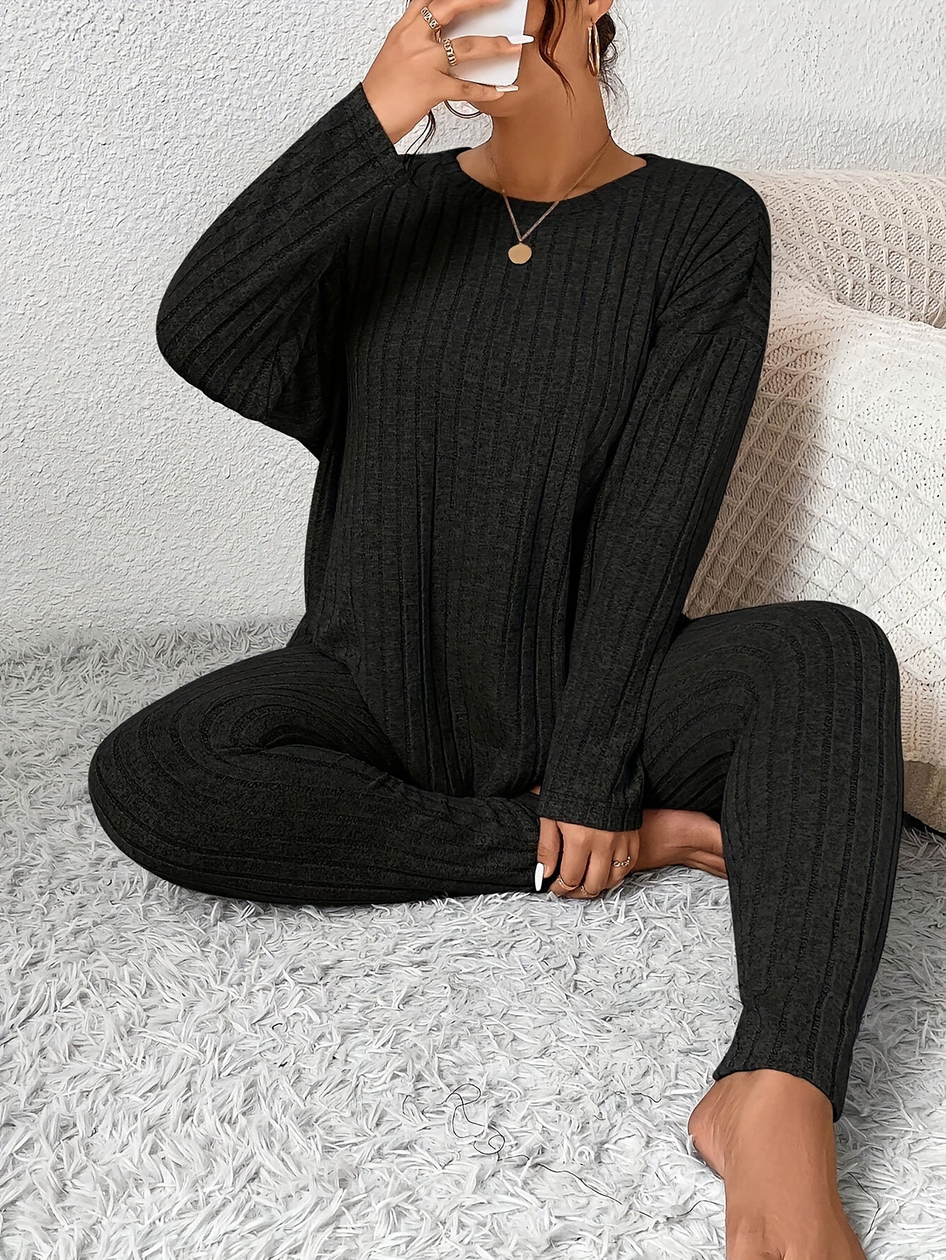 Plus Size Basic Lounge Set, Set Di 2 Pezzi Pigiama Da Donna Plus Solid Long Sleeve Ribbed Knit Top & Leggings