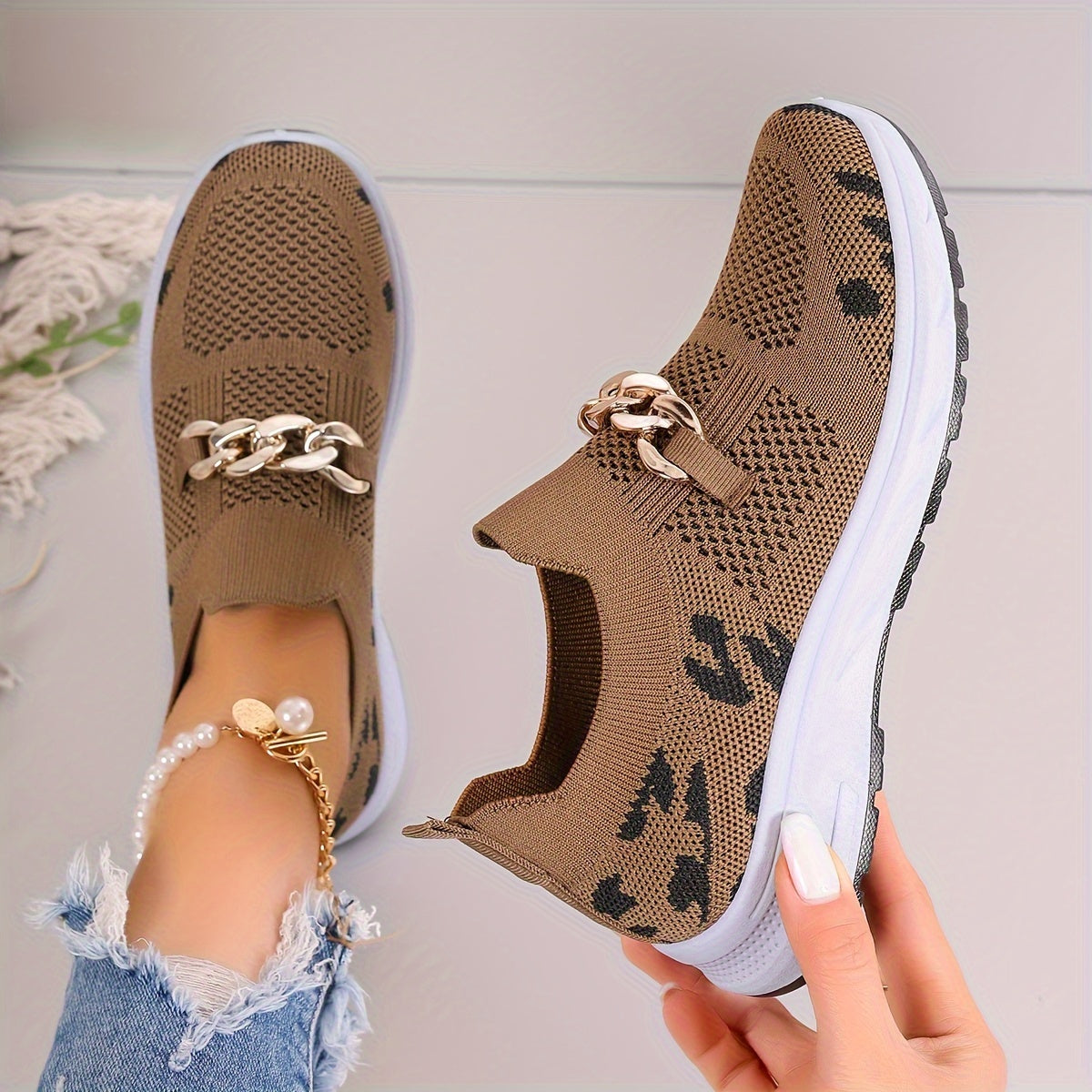 Women's Leopard Print Knitted Sneakers, Chain Decor Lightweight Soft Sole Trainers, Low-top Breathable Shoes