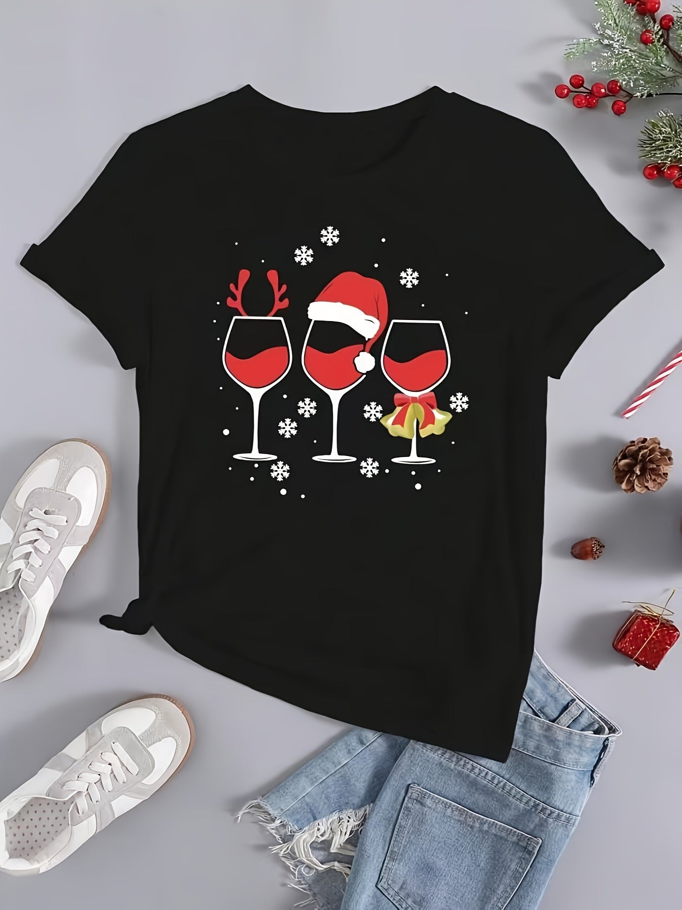 Christmas Wine & Snowflake Print T-Shirt, Cute Crew Neck Short Sleeve T-Shirt, Women's Clothing