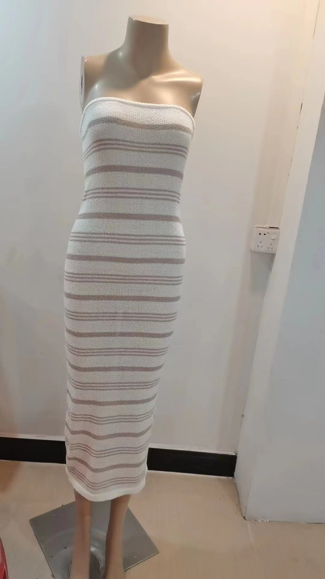 902180245-1