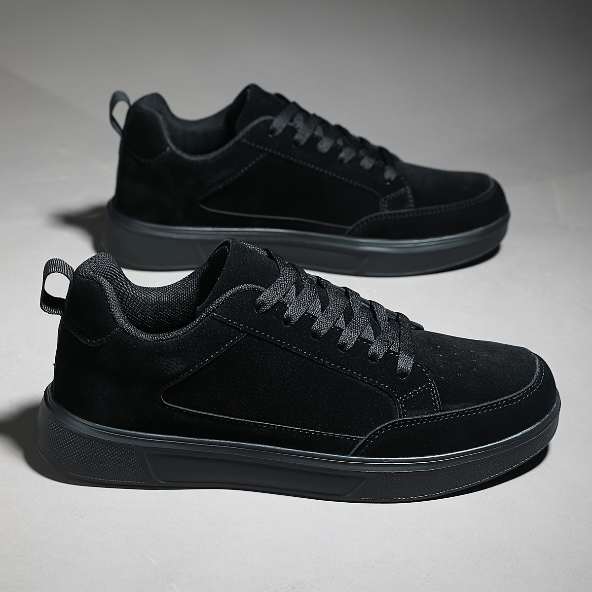 Men's Trendy Solid Skate Shoes, Comfy Non Slip Casual Lace Up Sneakers For Men's Outdoor Activities