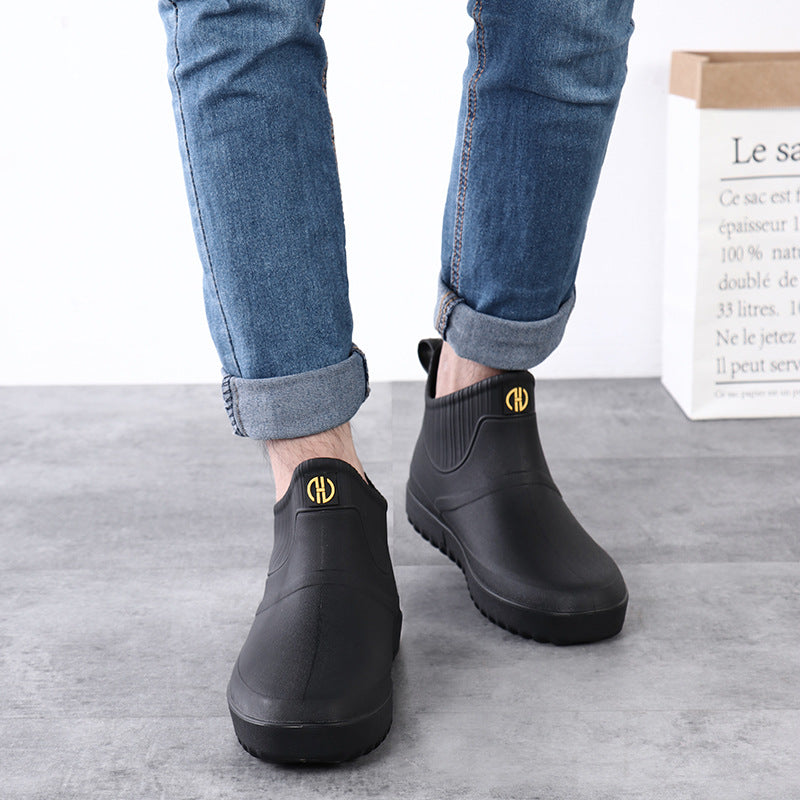 New fashion waterproof slip male rain shoes short tube kitchen working fishing rain boots car wash water shoes trend glue cover shoes