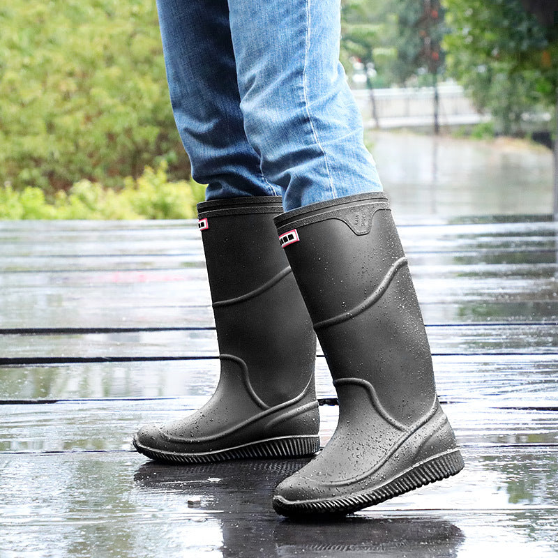 High tube rain boots waterproof waterproof shoes kitchen non-slip construction area wear rain shoes men's rubber shoes set of shoes