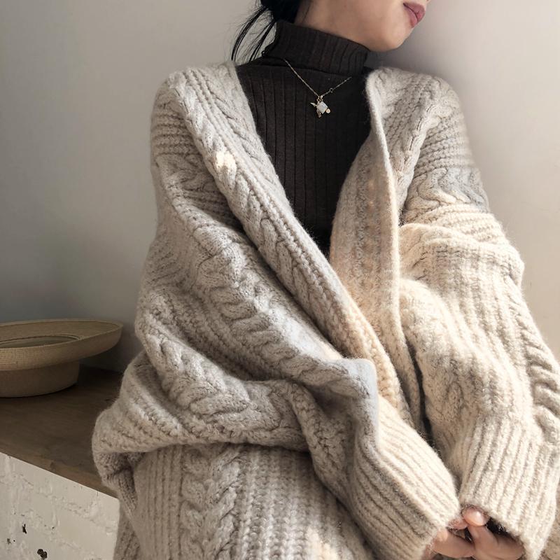 2021 spring new Korean version of the long-term lazy wind long-sleeved sweater loose wear knit cardigan jacket girl thick