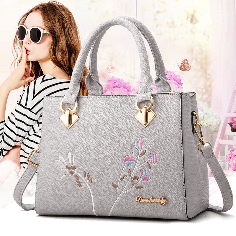 2018 new tide cool fan shoulder handbag simple fashion women's bags cross bag shoulder women's bag one spot