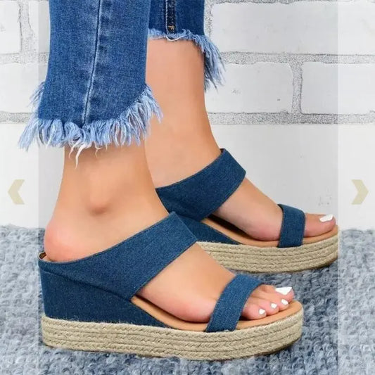 Fashionable Artificial PU Wedge Heel Women Sandals