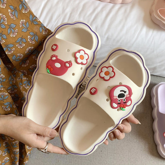 Slippers wear women's summer comfortable and cute cartoon home indoor slippers non-slip flat summer beach sandals and slippers for women