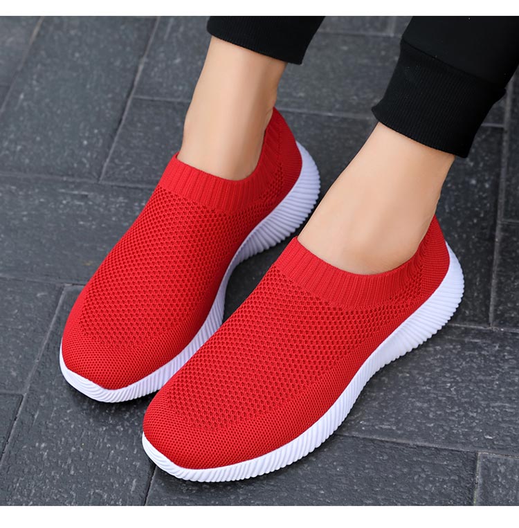 Plus Size Breathable Mesh Platform Sneakers Women Slip on Soft